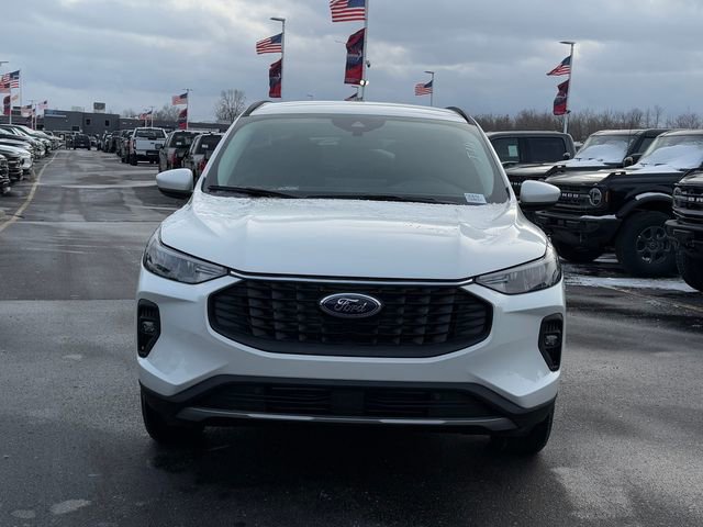 New 2026 Ford Escape SE image 2