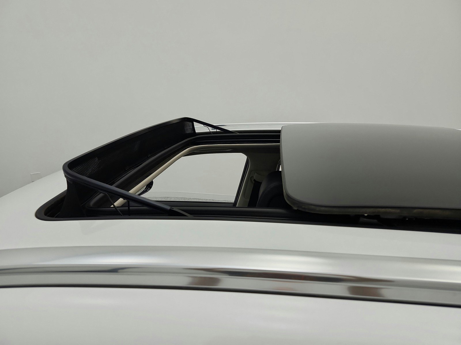 Used 2025 Genesis GV80 2.5T Select image 11