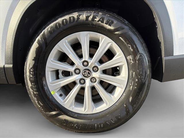 Certified 2026 Toyota Grand Highlander XLE AWD/4WD image 9