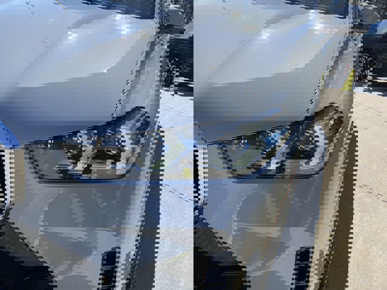 Used 2024 BMW X5 xDrive40i w/ M Sport Package image 11