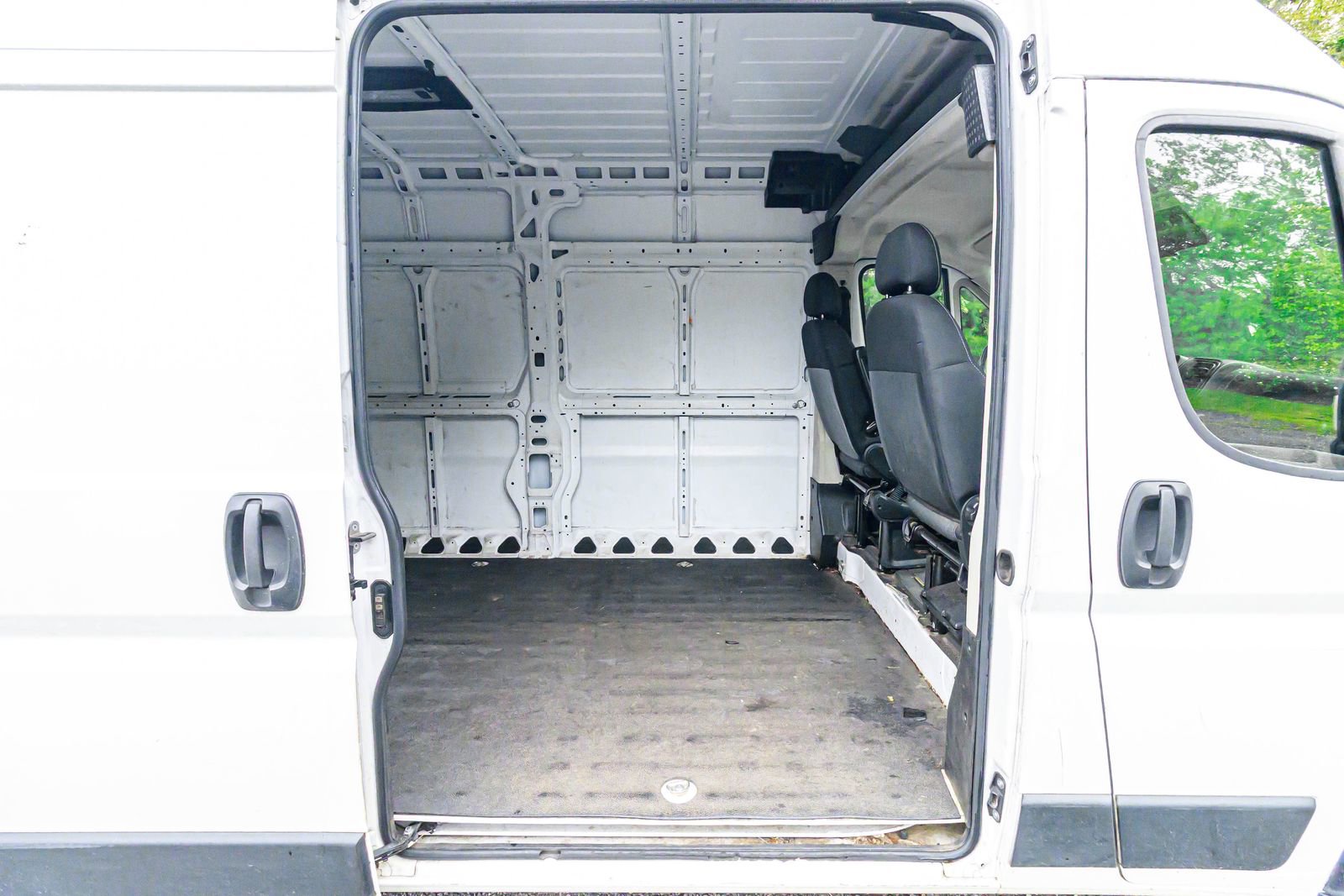 Used 2022 RAM ProMaster 2500 image 14