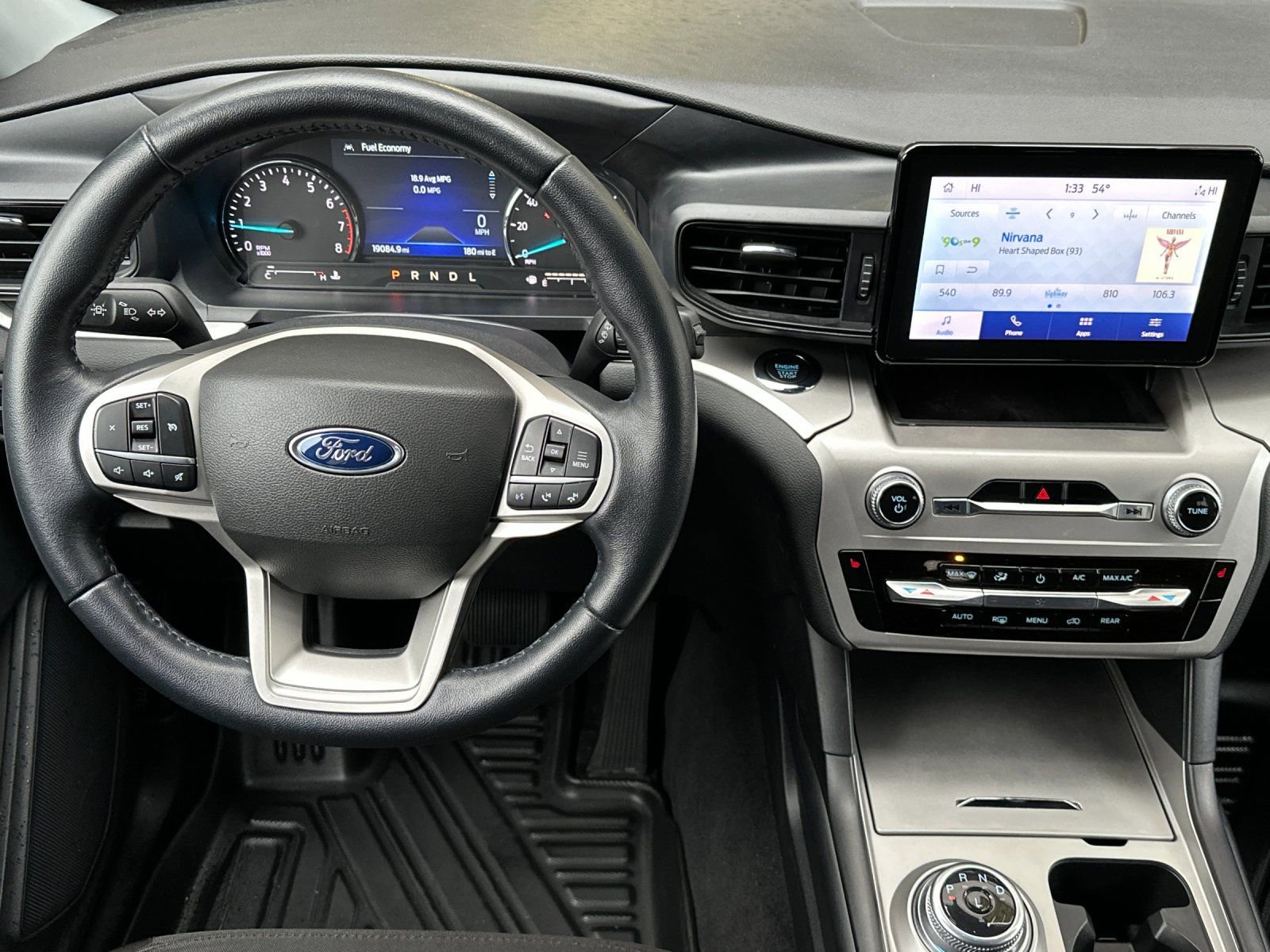 Used 2022 Ford Explorer XLT RWD image 14