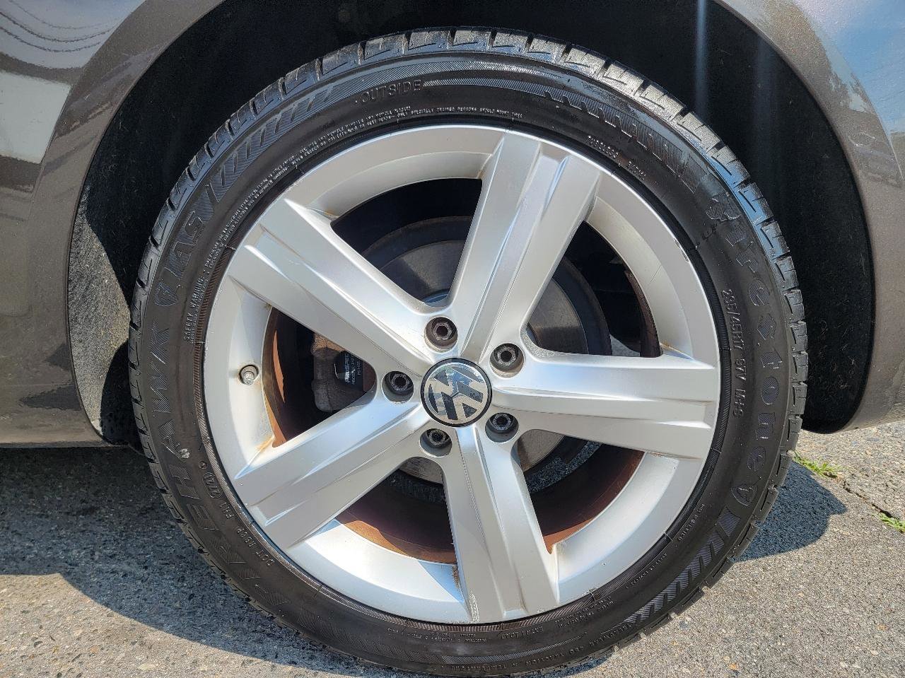 Used 2012 Volkswagen Eos Lux FWD image 22