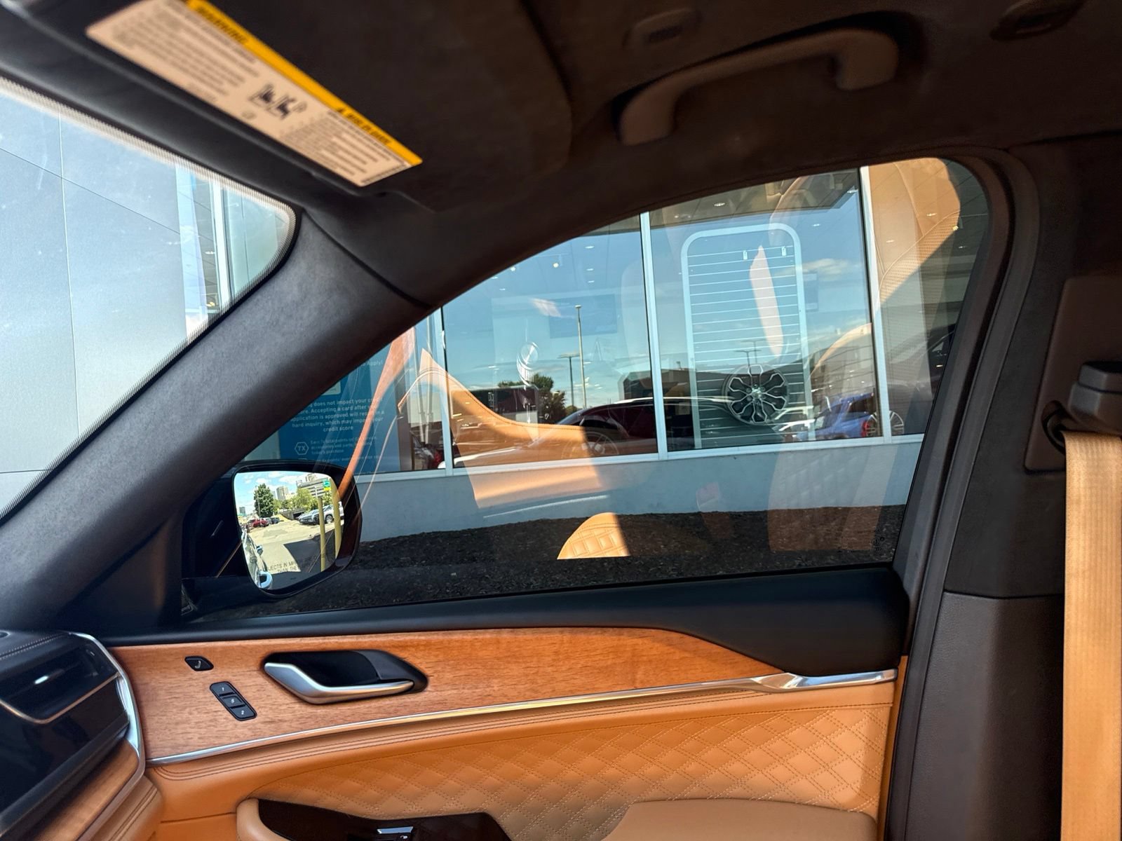 Used 2022 Jeep Grand Cherokee Summit AWD/4WD image 29