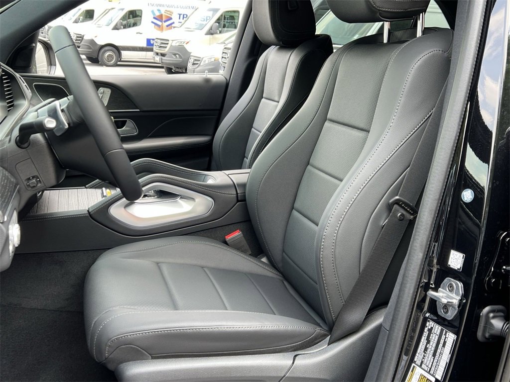 Used 2025 Mercedes-Benz GLE 350 4MATIC image 11