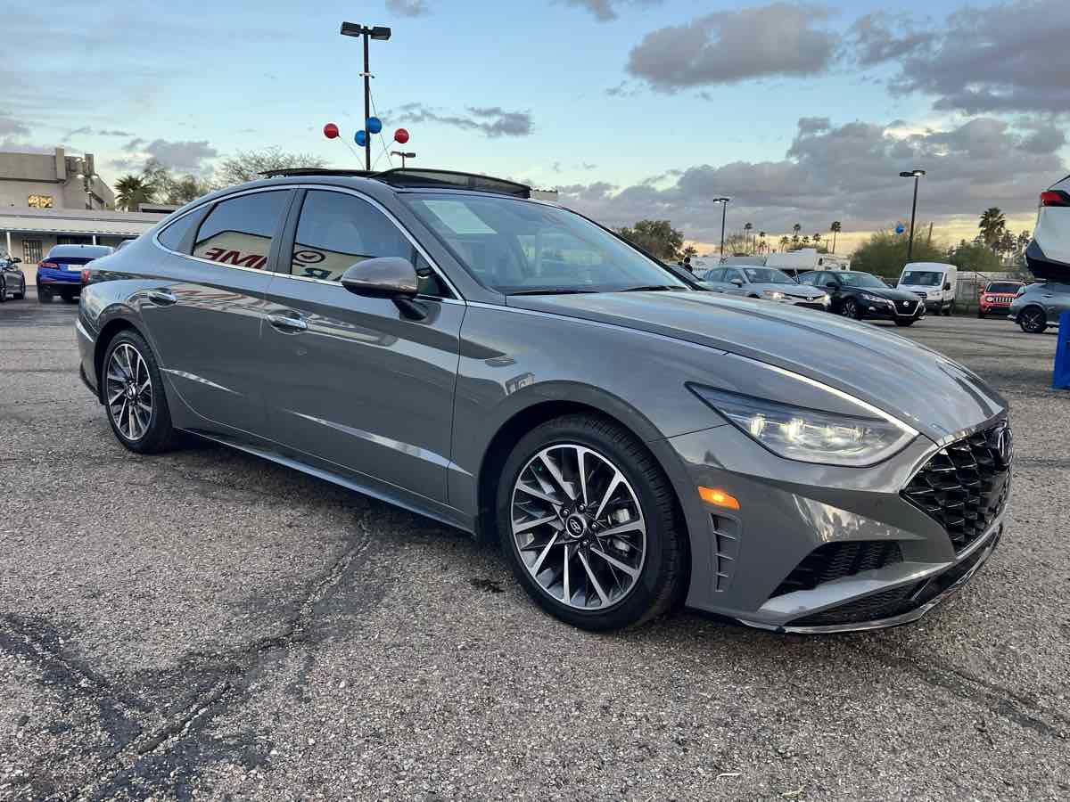 Used 2022 Hyundai Sonata Limited FWD image 3