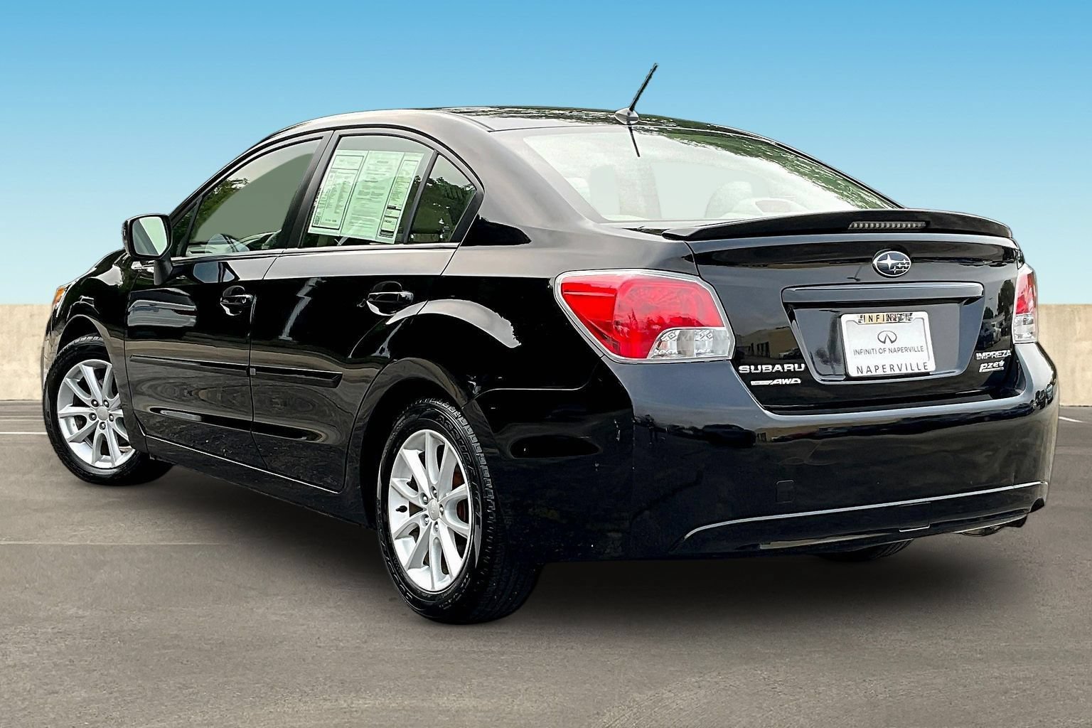 Used 2014 Subaru Impreza 2.0i Premium w/ All-Weather Package w/CVT AWD/4WD image 4