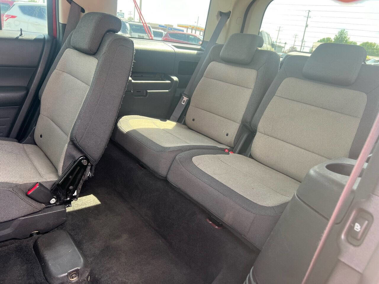 Used 2009 Ford Flex SE image 18