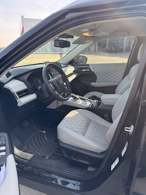 Used 2022 Mitsubishi Outlander SEL AWD/4WD image 43