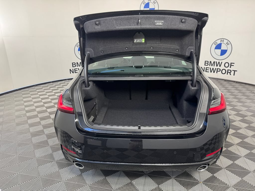 New 2026 BMW 330i xDrive Sedan w/ Premium Package AWD/4WD image 19