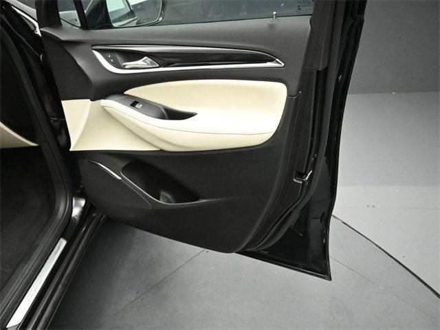 Used 2023 Buick Enclave Essence w/ Experience Buick Package image 34