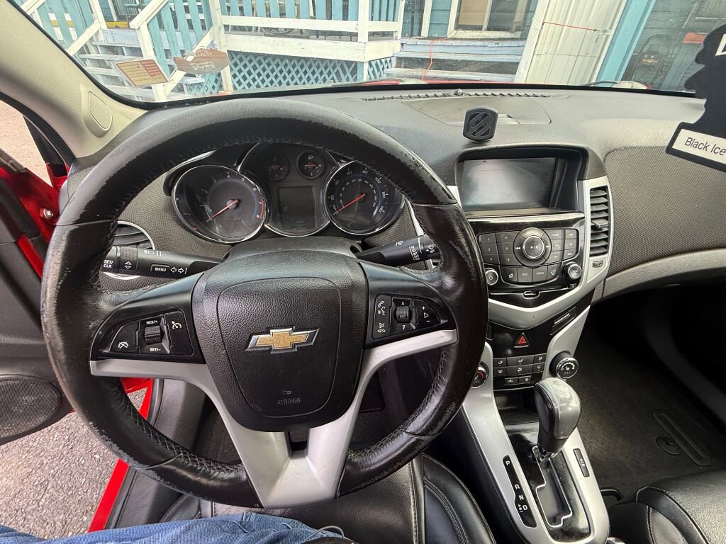 Used 2013 Chevrolet Cruze LT w/ Enhanced Safety Package image 10