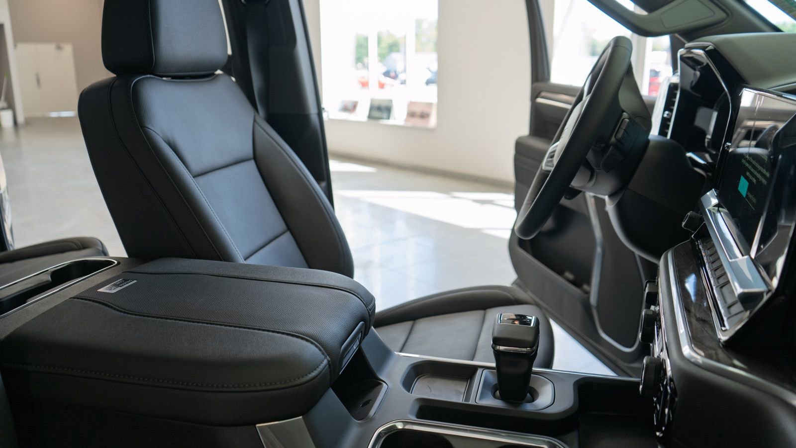 New 2026 Chevrolet Silverado 1500 LTZ w/ LTZ Premium Package image 19