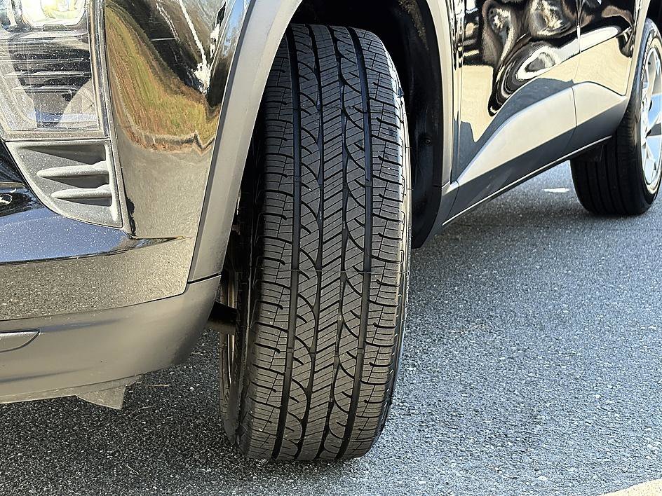 Used 2024 Chevrolet Trax LS w/ LS Convenience Package FWD image 27