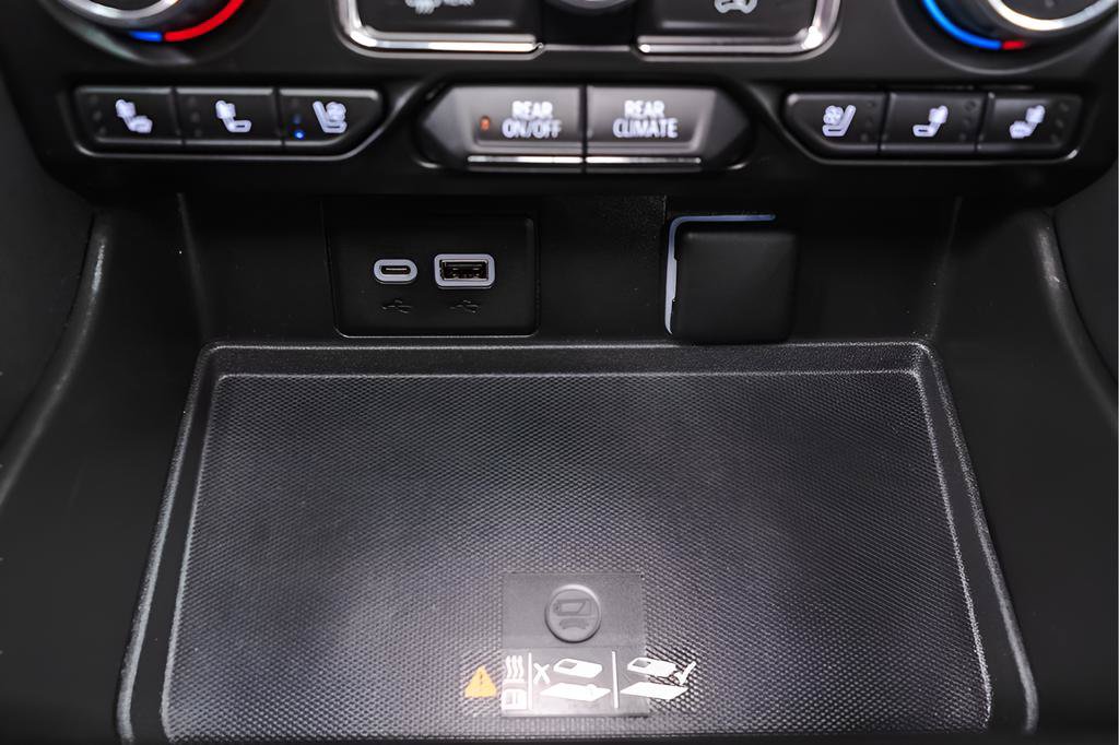 Used 2022 Chevrolet Tahoe Premier AWD/4WD image 19