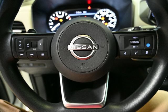 Used 2023 Nissan Rogue SV FWD image 33