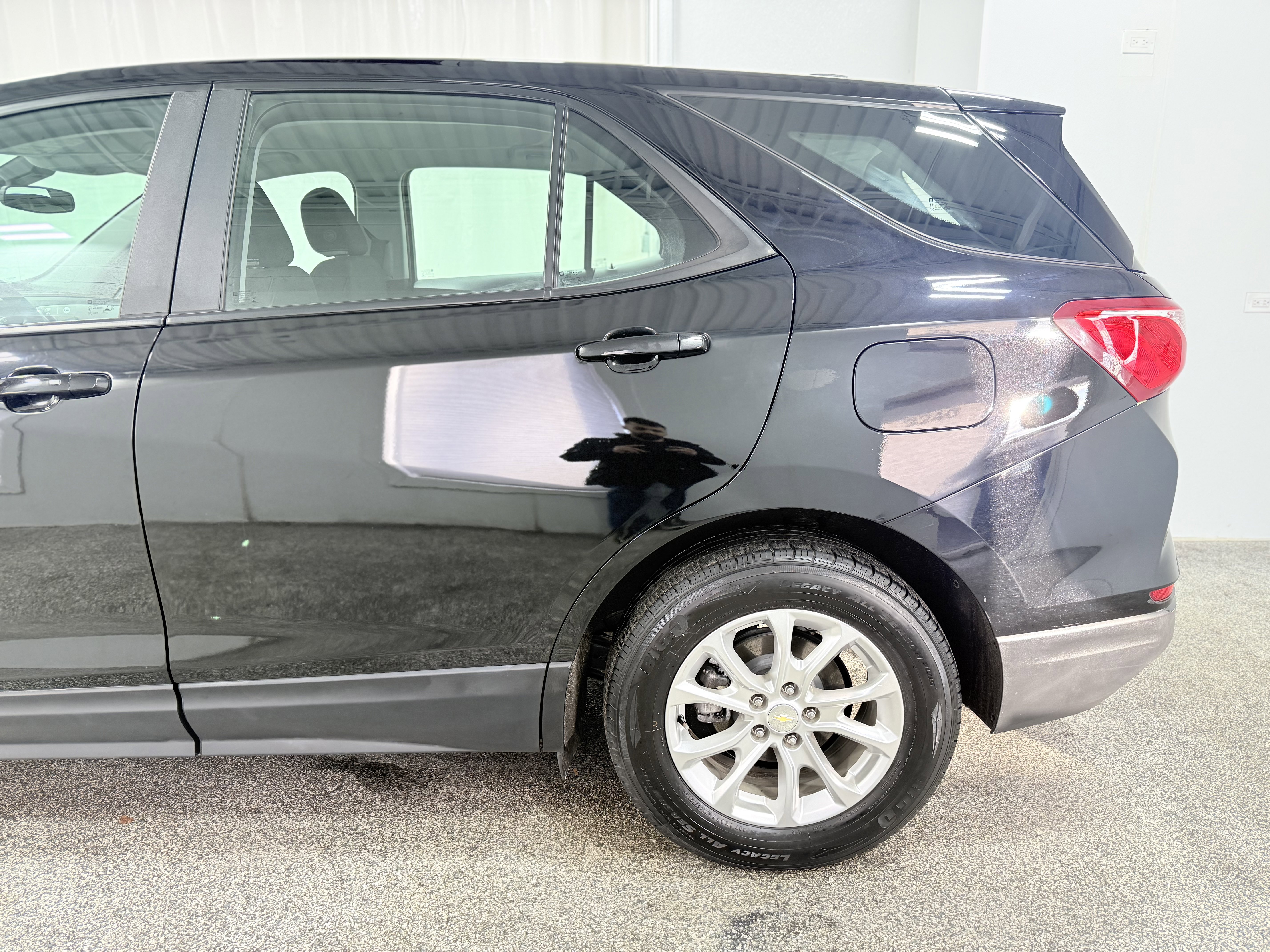 Certified 2021 Chevrolet Equinox LS image 5