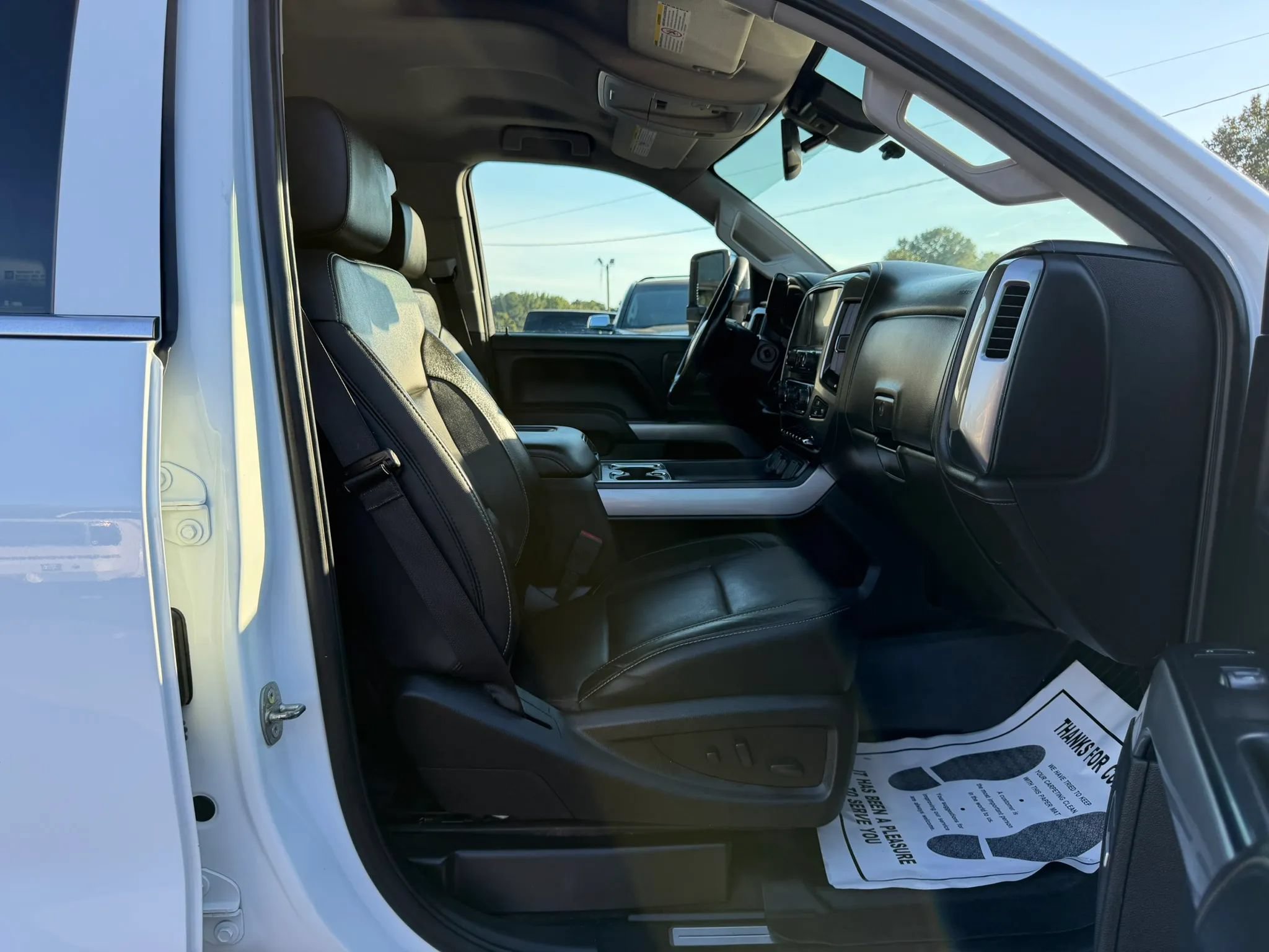 Used 2019 Chevrolet Silverado 2500 LTZ w/ Duramax Plus Package AWD/4WD image 23