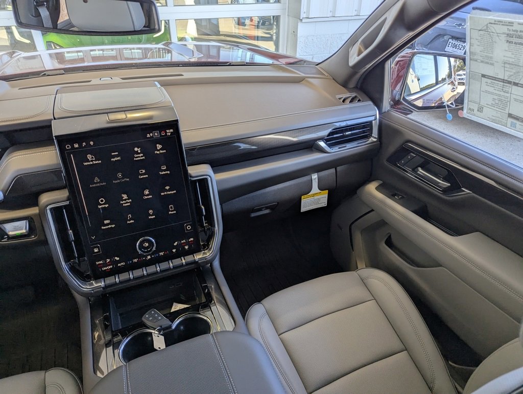 New 2026 GMC Yukon XL Elevation image 20