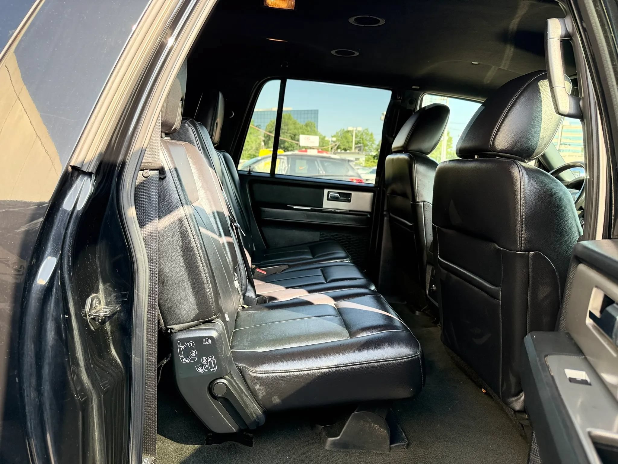 Used 2016 Ford Expedition EL XLT w/ Equipment Group 201A AWD/4WD image 29