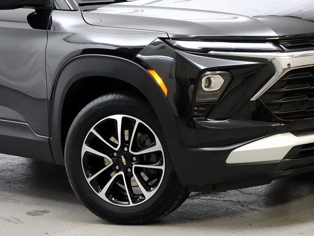 Used 2024 Chevrolet TrailBlazer LT w/ LT Cold Weather Package video 3