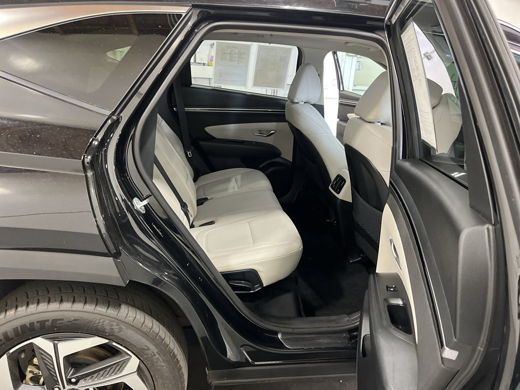Used 2023 Hyundai Tucson SEL w/ Convenience Package AWD/4WD image 18