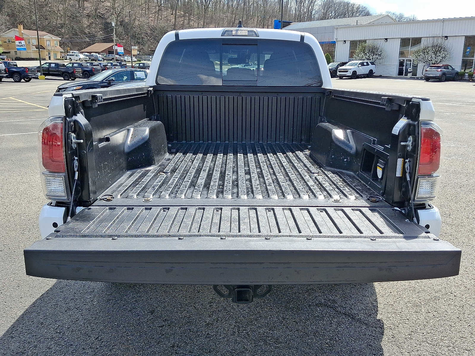 Used 2021 Toyota Tacoma TRD Sport w/ Technology Package image 28