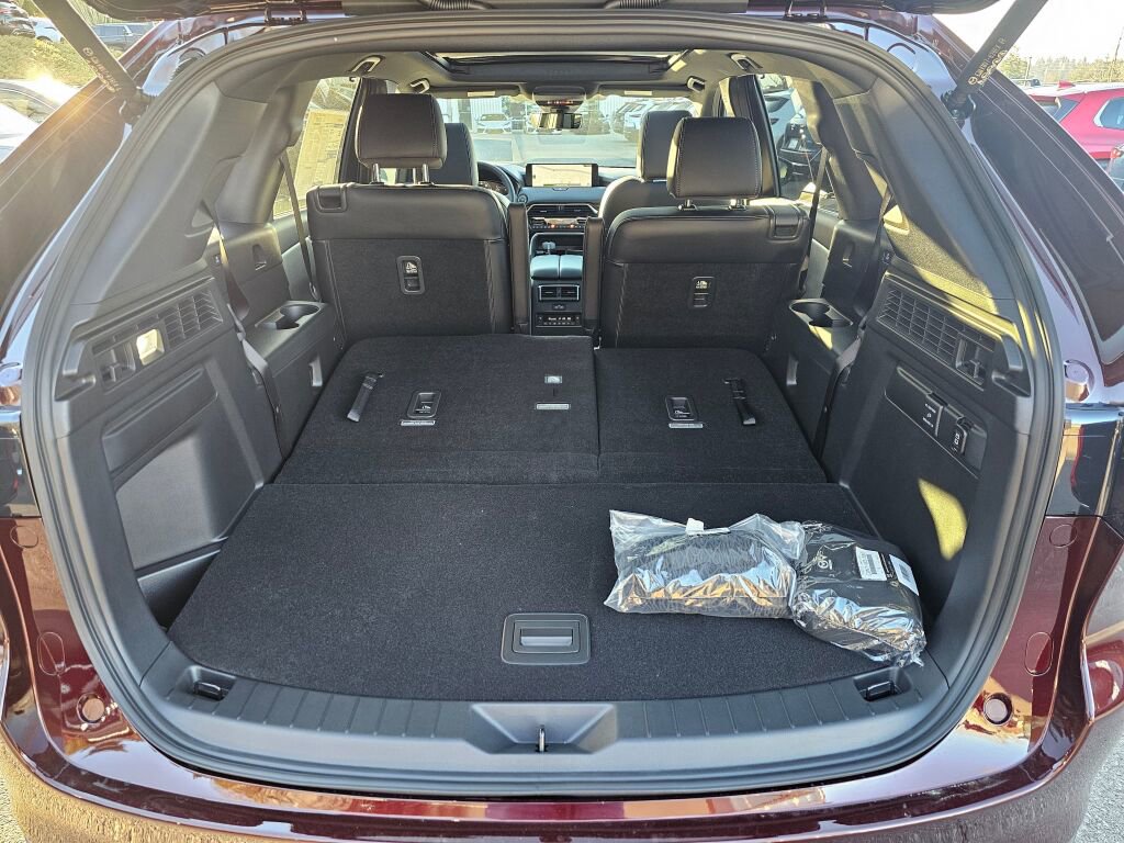 New 2026 MAZDA CX-90 3.3 Turbo w/ Premium Plus Pkg image 26