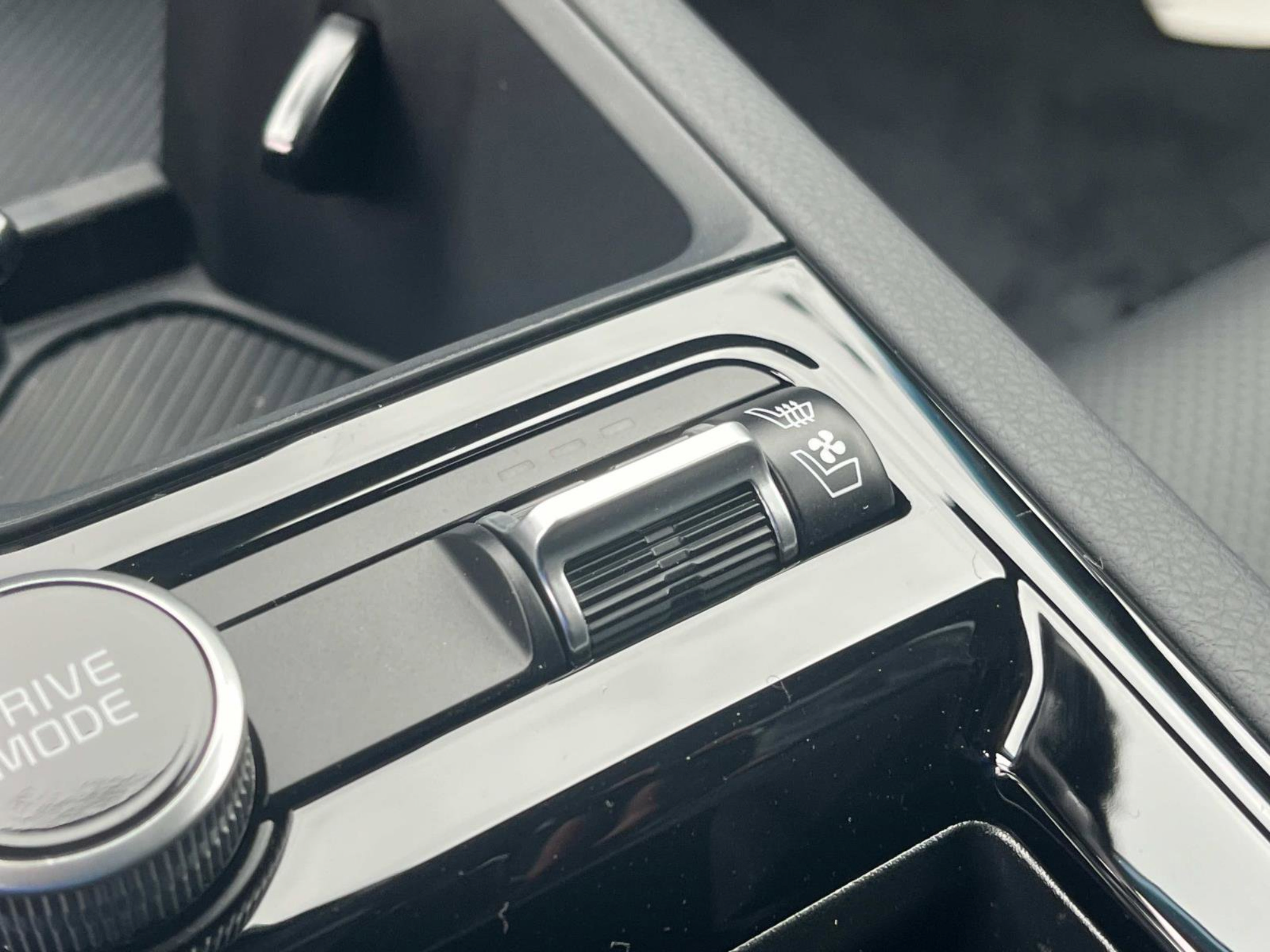 New 2025 Kia K5 EX FWD image 33