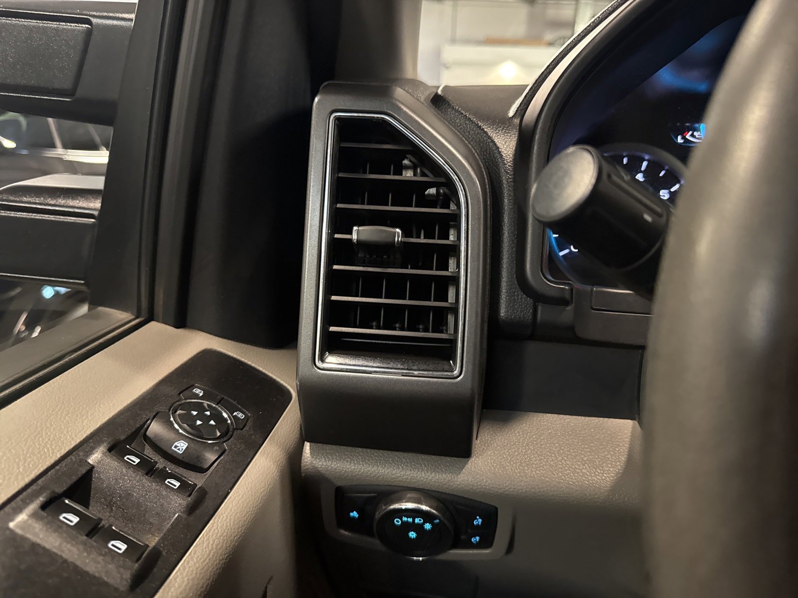 Used 2021 Ford F250 XLT image 41