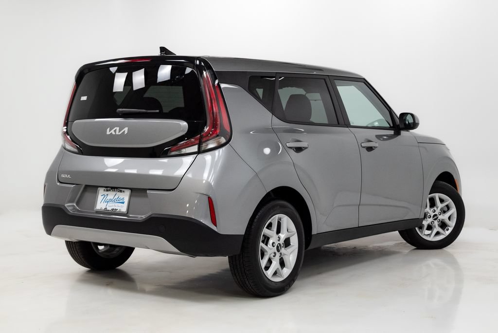 Certified 2025 Kia Soul LX w/ LX Technology Package FWD image 27