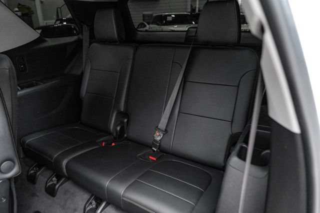 Used 2019 Chevrolet Traverse RS w/ LPO, Floor Liner Package FWD image 46