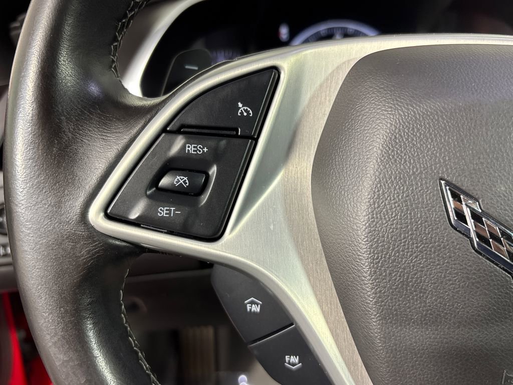 Used 2019 Chevrolet Corvette Stingray Coupe w/ Z51 1LT RWD image 15