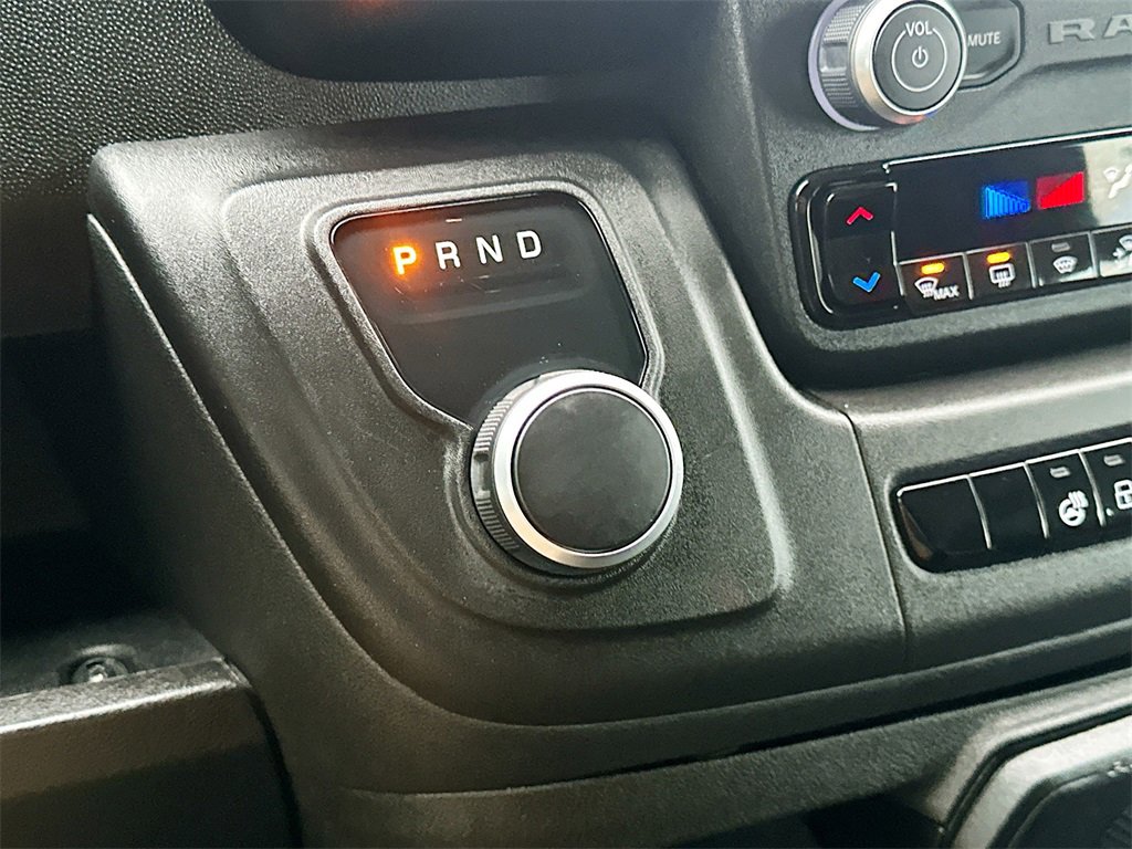 Used 2024 RAM ProMaster 3500 w/ Delivery Van Package image 15