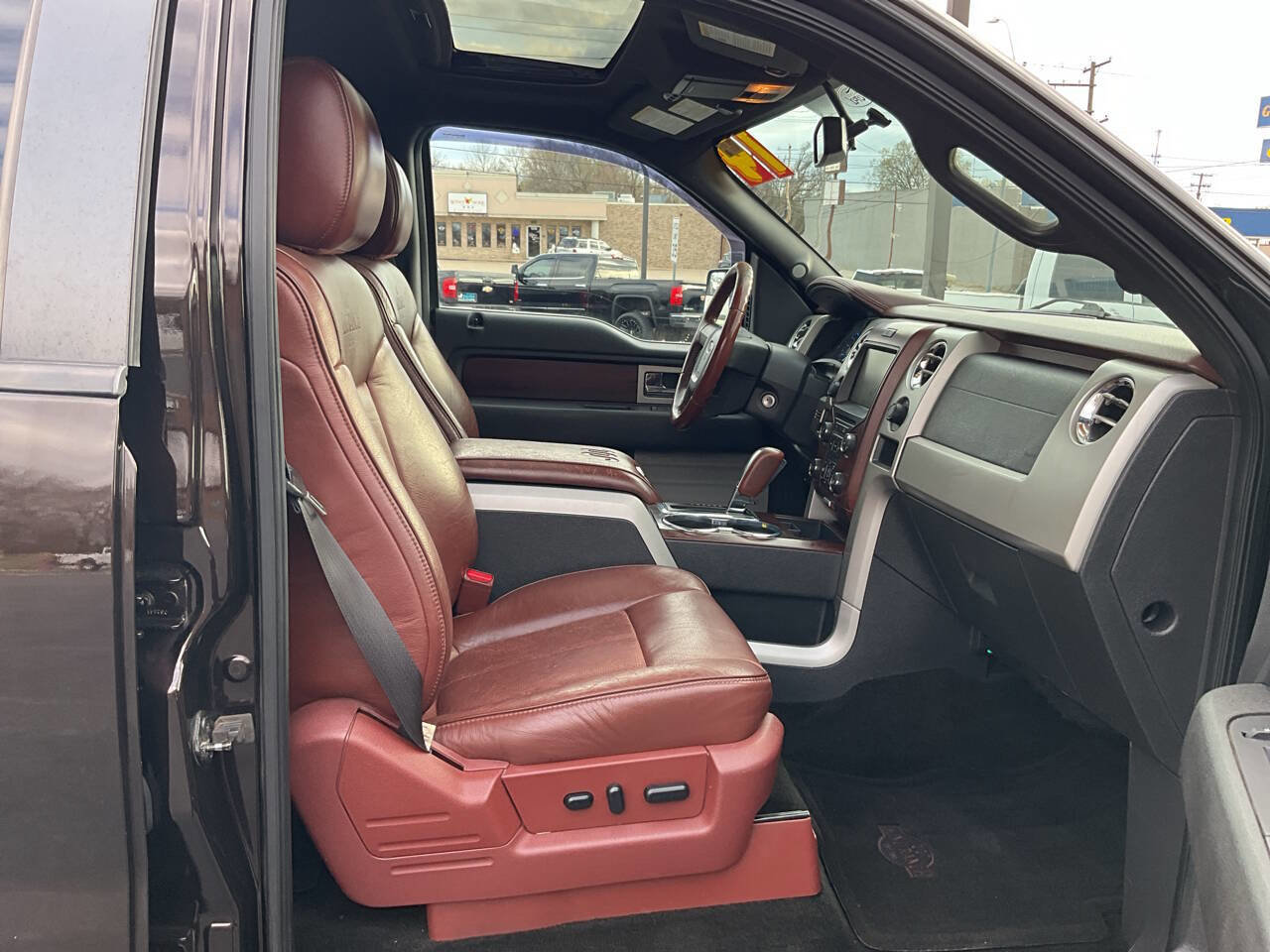 Used 2014 Ford F150 King Ranch w/ King Ranch Luxury Package image 35