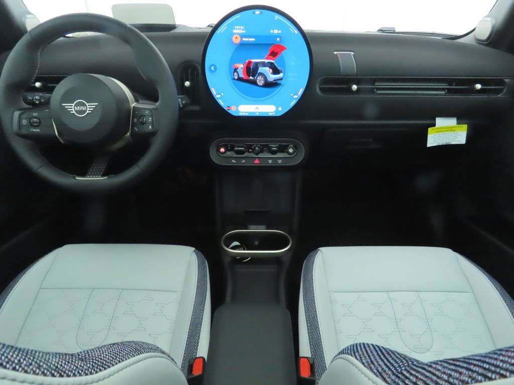 Used 2026 MINI Cooper 4-Door Hardtop image 14