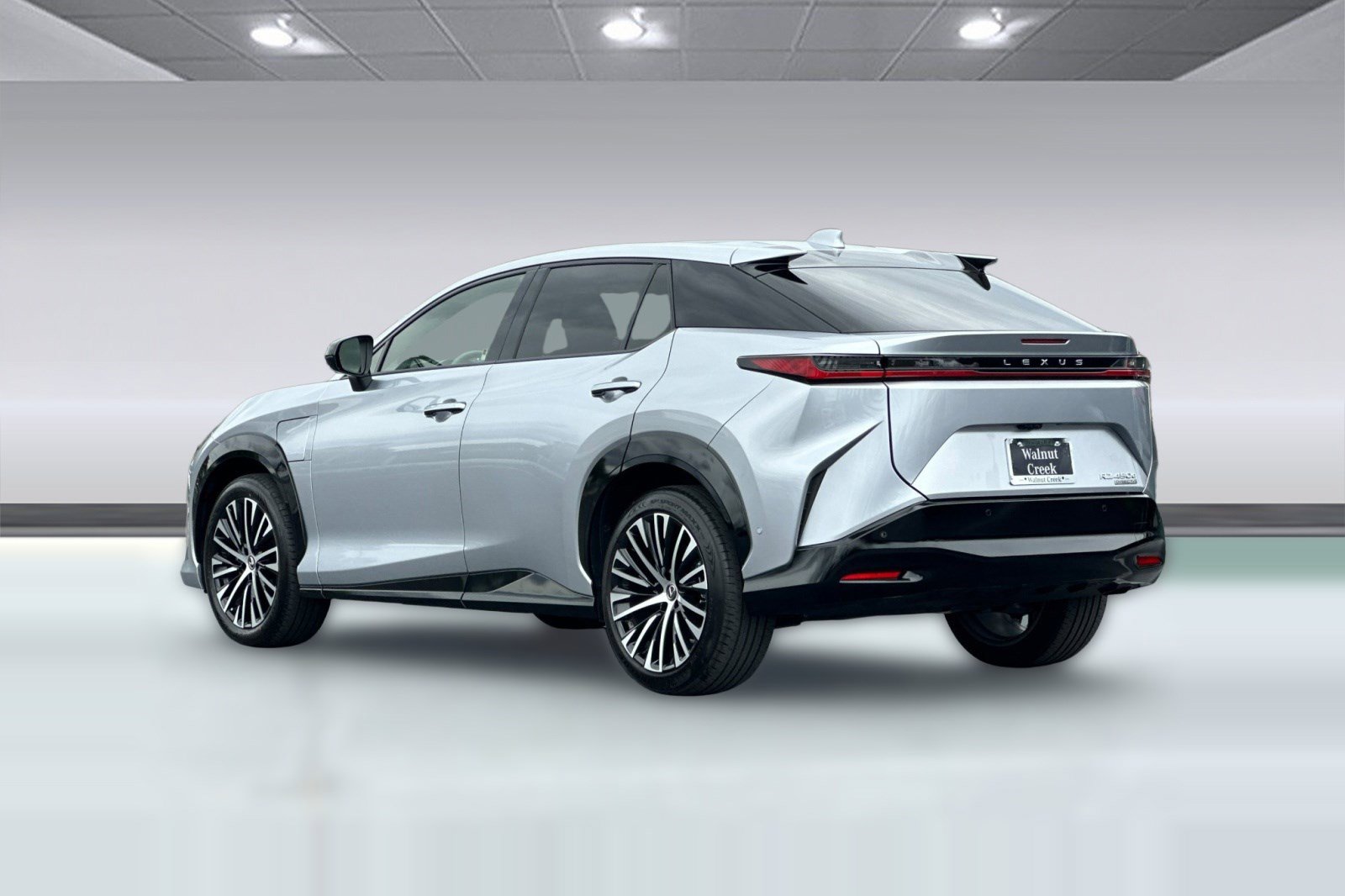 Used 2023 Lexus RZ 450e Premium w/ Technology Package AWD/4WD image 3