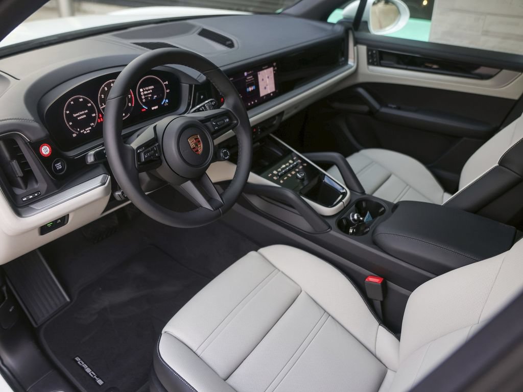 New 2026 Porsche Cayenne AWD/4WD image 4