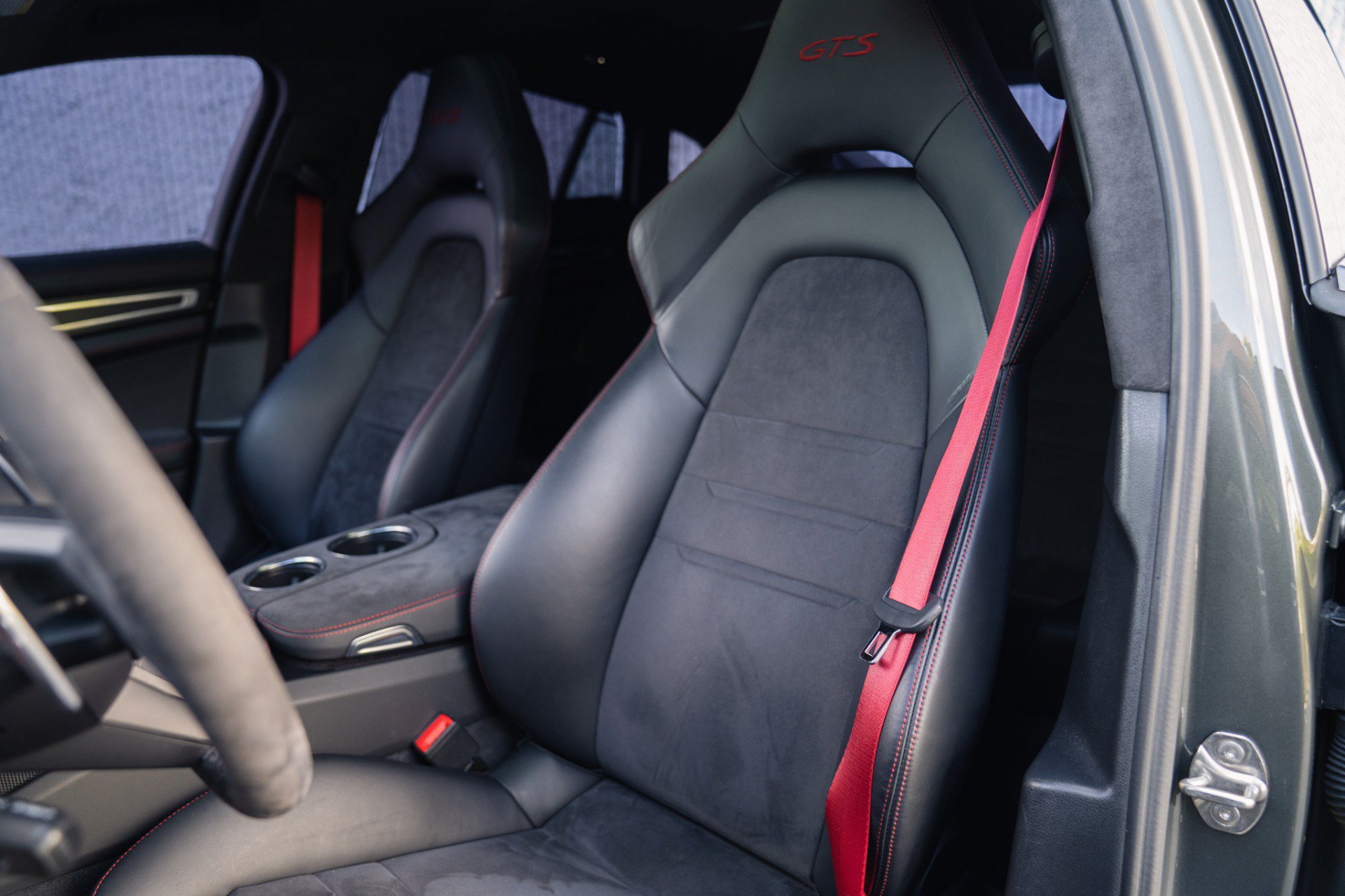 Used 2023 Porsche Panamera GTS AWD/4WD image 28