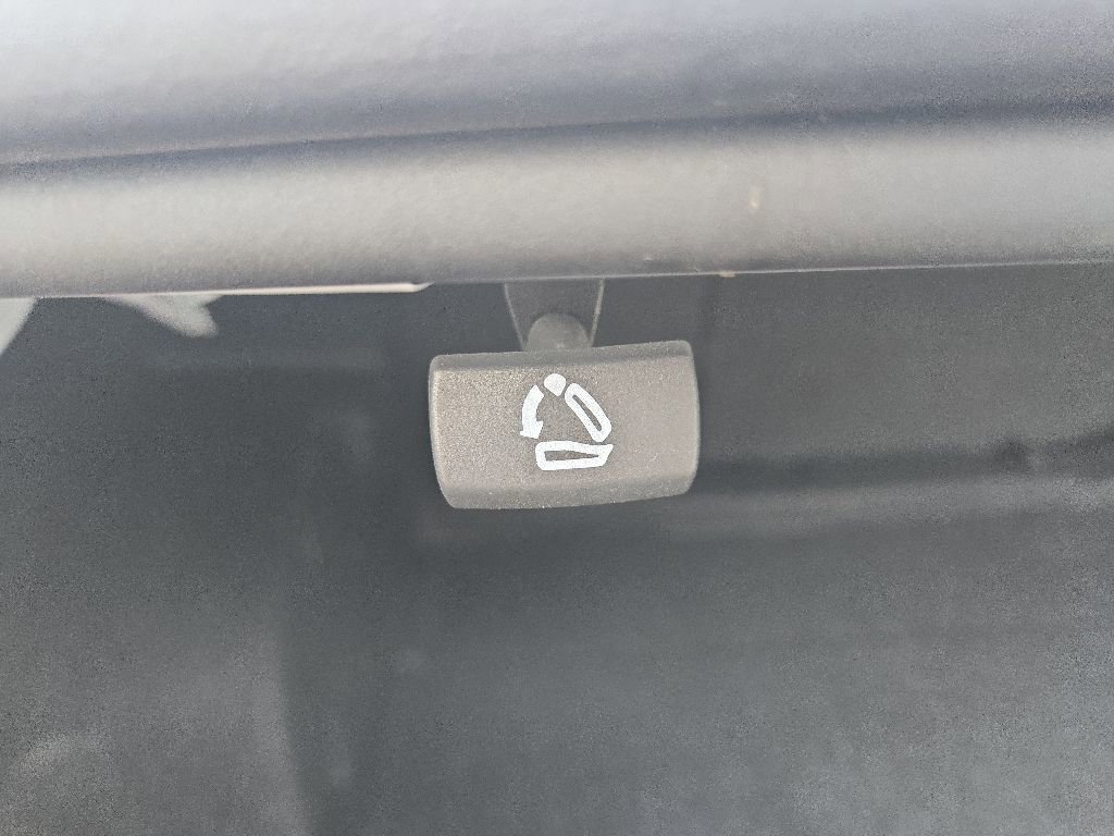 Used 2024 Chevrolet Malibu LS FWD image 79