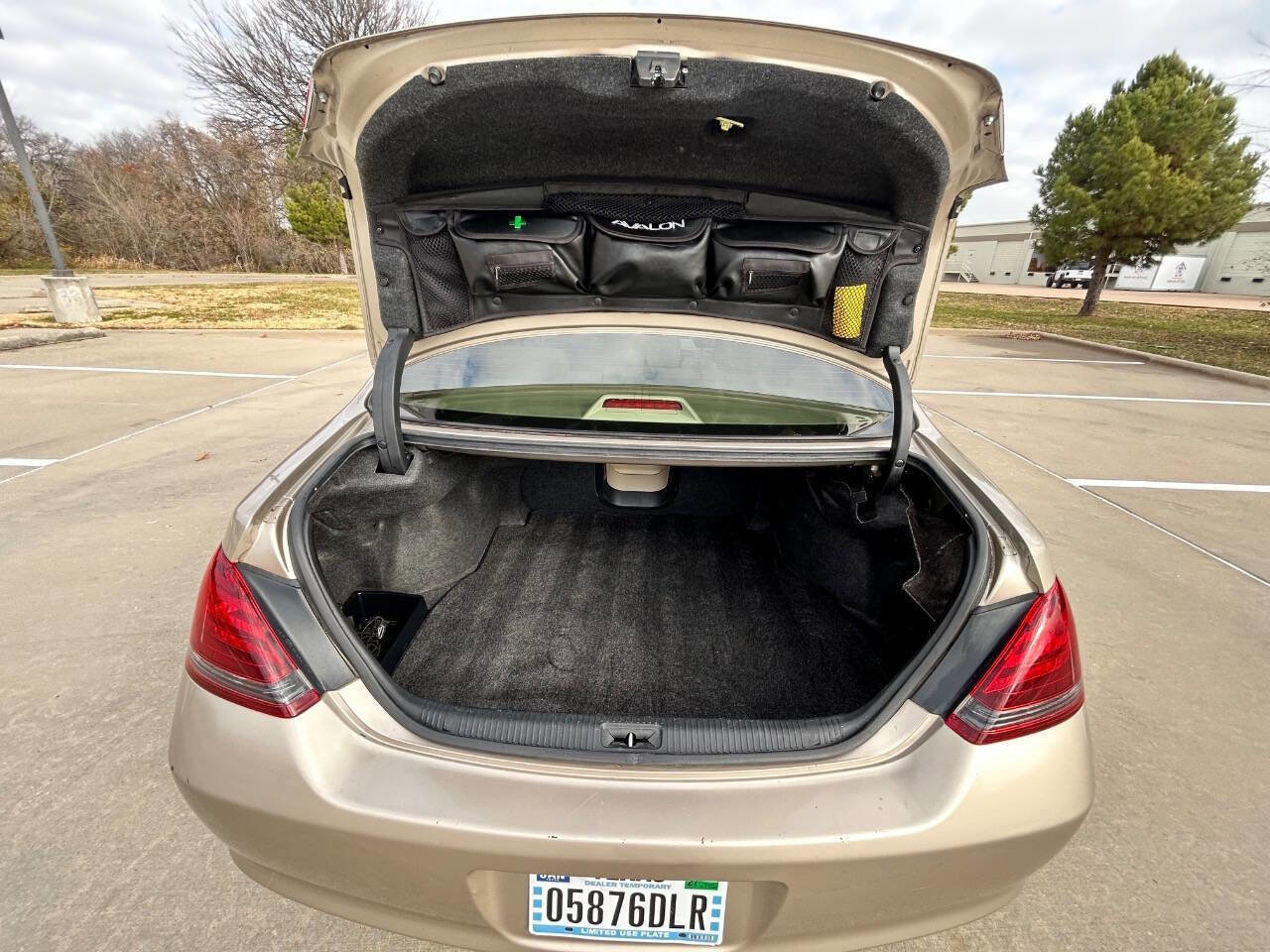 Used 2008 Toyota Avalon XL image 10