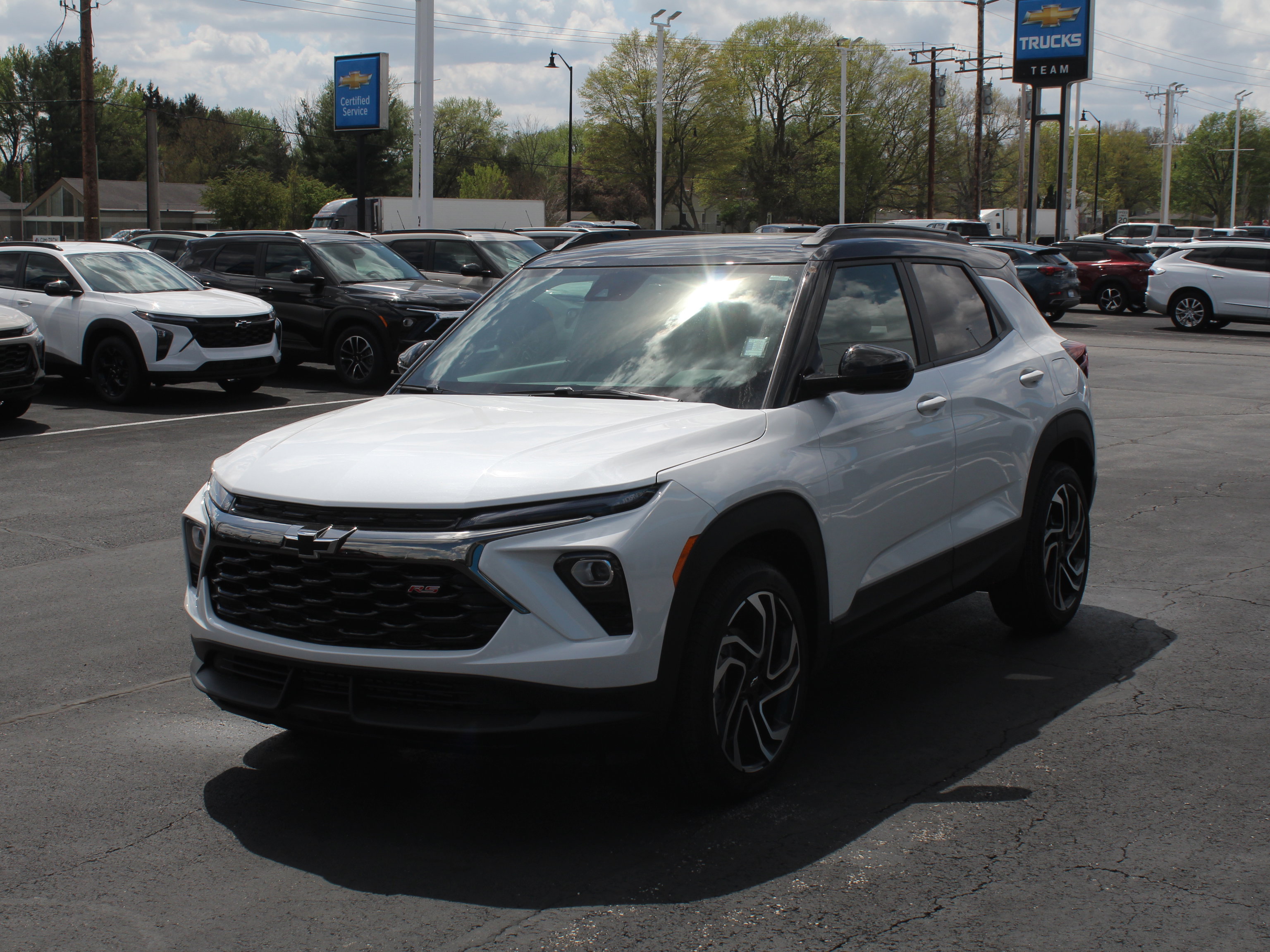 New 2026 Chevrolet TrailBlazer RS w/ Convenience Package AWD/4WD image 7