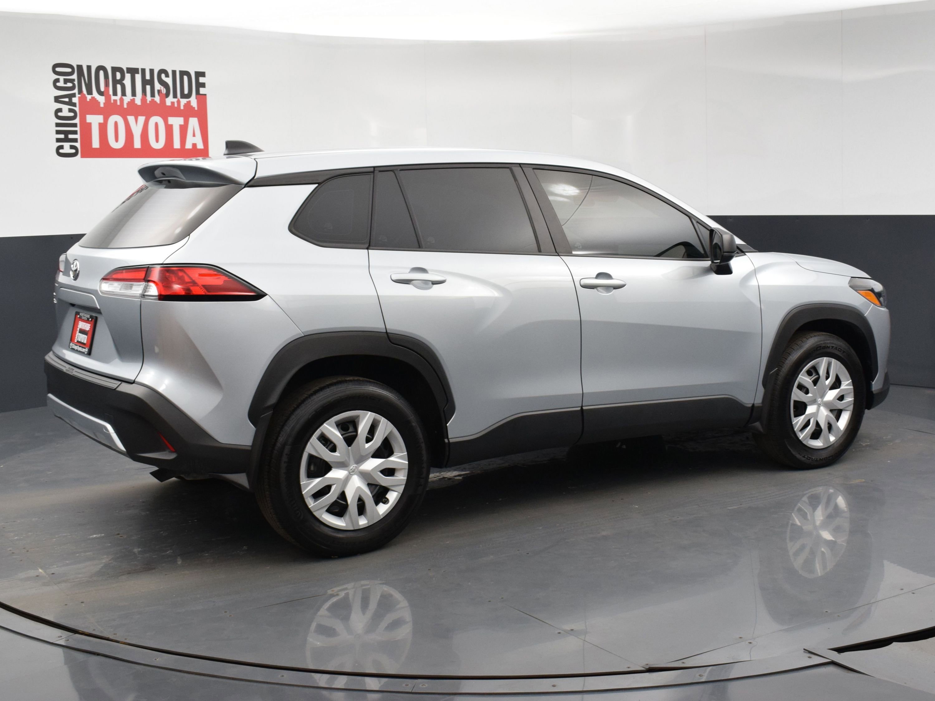 Used 2024 Toyota Corolla Cross L image 4