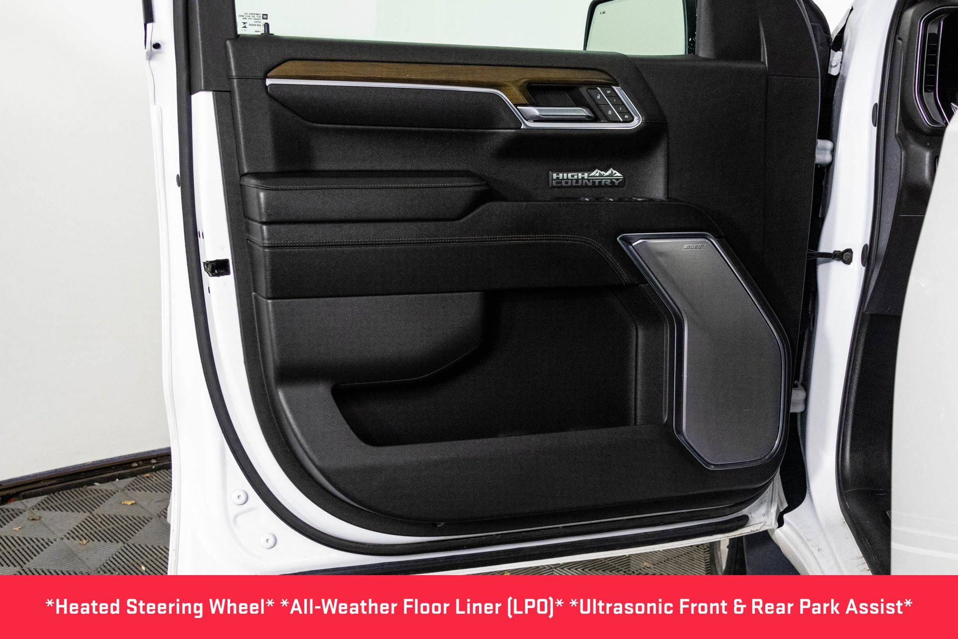 Used 2024 Chevrolet Silverado 1500 High Country w/ High Country Premium Package AWD/4WD image 37