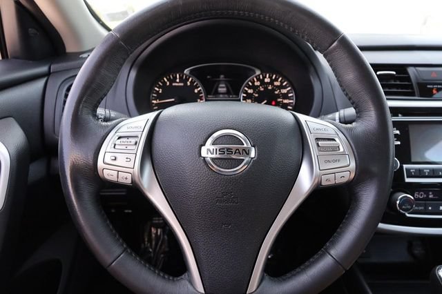 Used 2018 Nissan Altima 2.5 SV FWD image 10