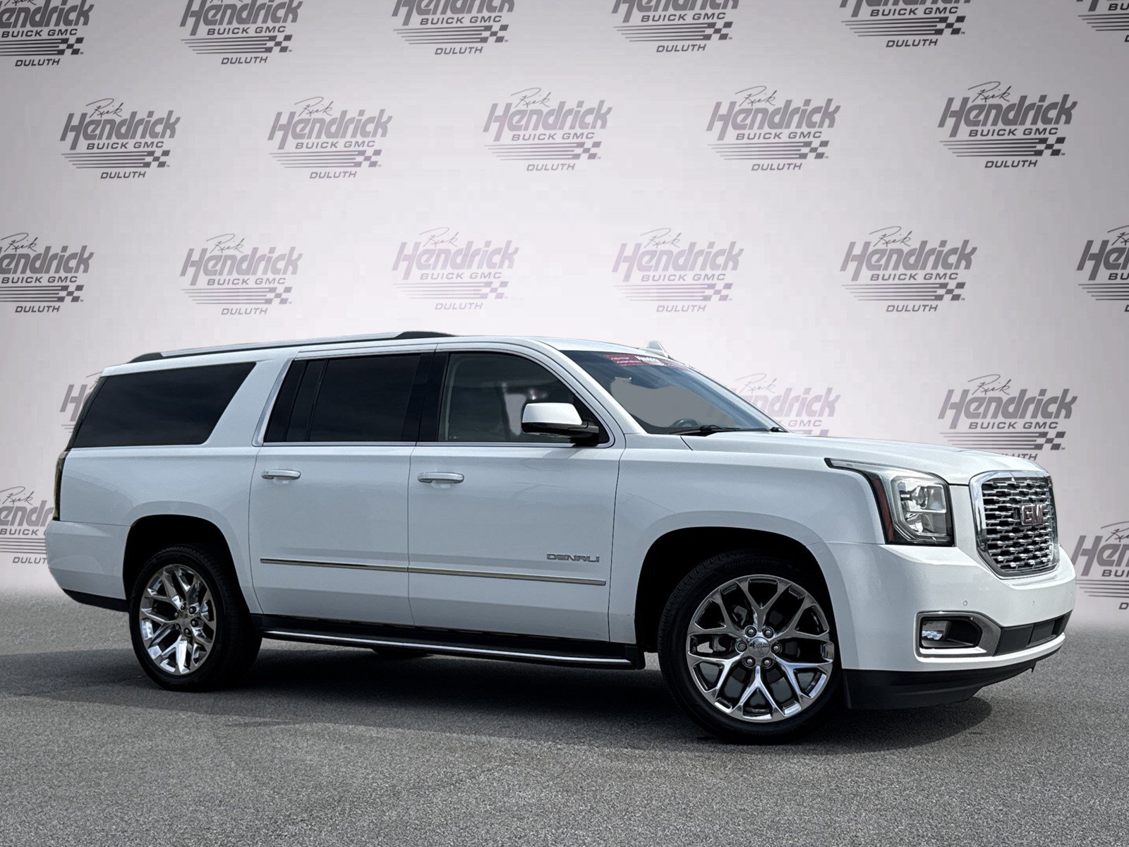 Used 2018 GMC Yukon XL Denali w/ Open Road Package AWD/4WD image 2