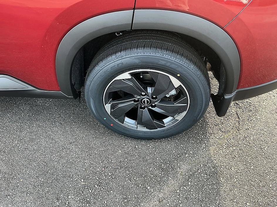 New 2026 Nissan Rogue SV image 7