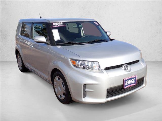 Used 2011 Scion xB FWD image 6