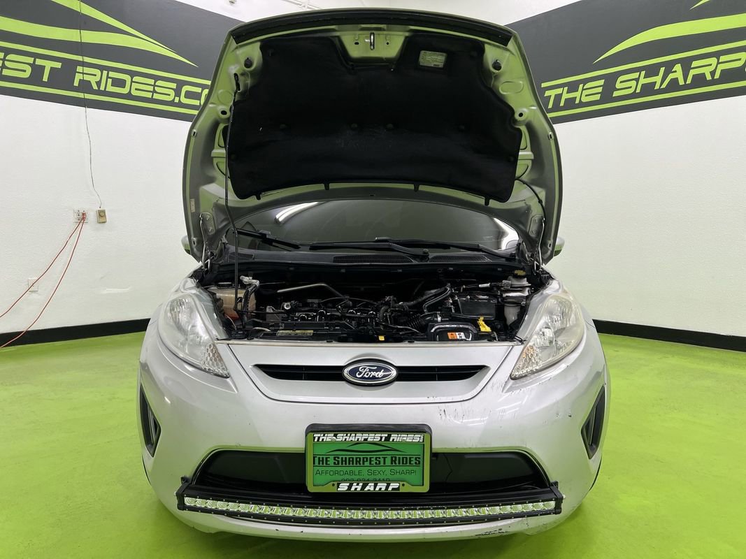 Used 2011 Ford Fiesta SE w/ 203A Rapid Spec Order Code image 4