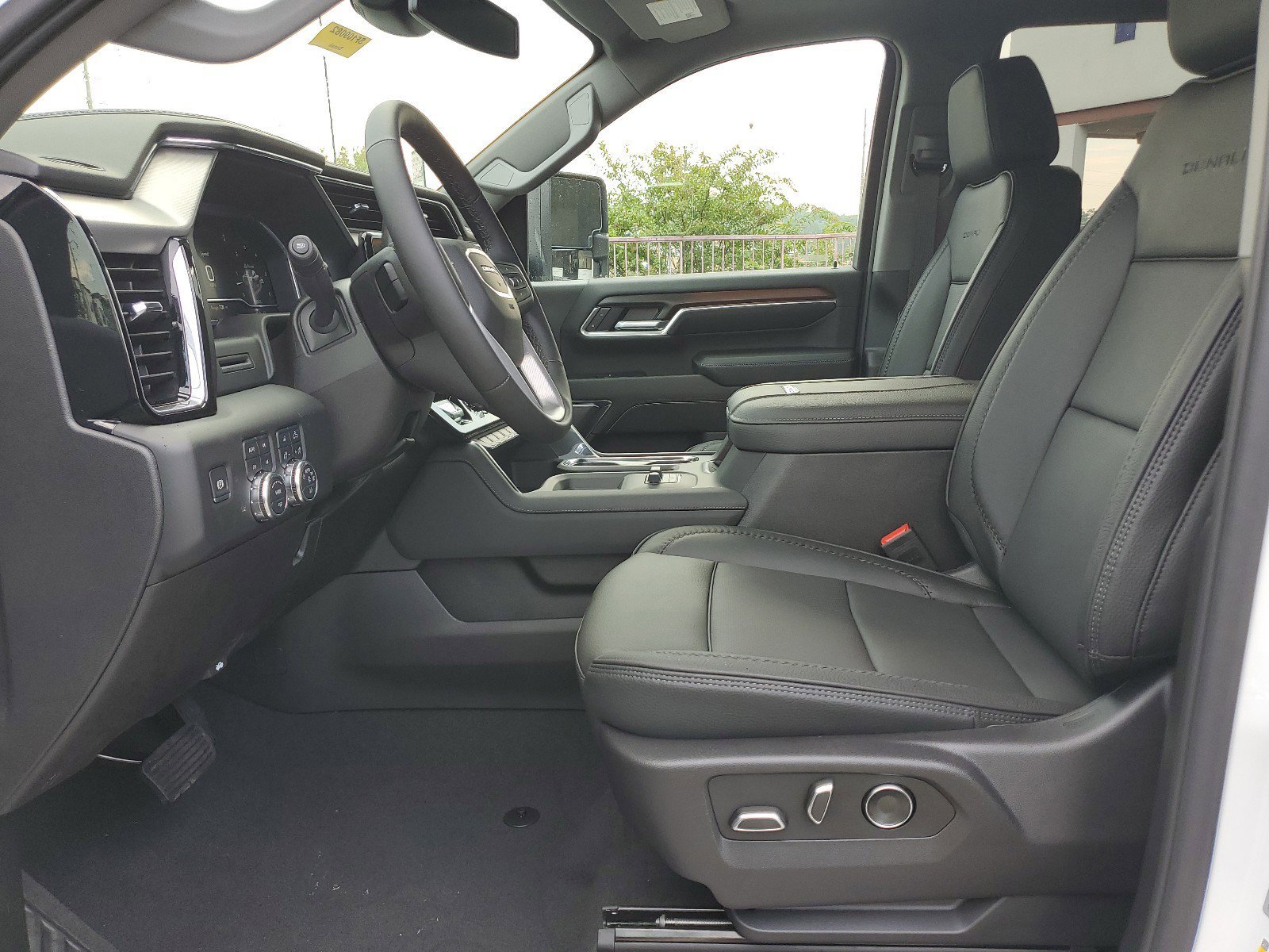 New 2025 GMC Sierra 2500 Denali image 21